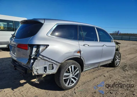 2017 Honda Pilot Elite z USA, uszkodzony, nr VIN 5FNYF6H06HB069118